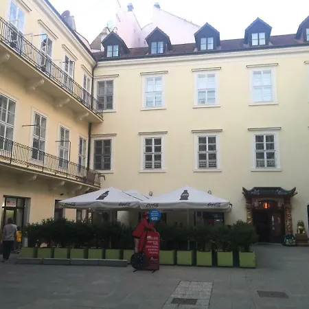 Manderla Bratislava Lägenhet