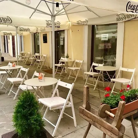 Apartamento Manderla Bratislava *